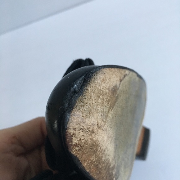 Salvatore Ferragamo Shoes - Picture 7 of 8